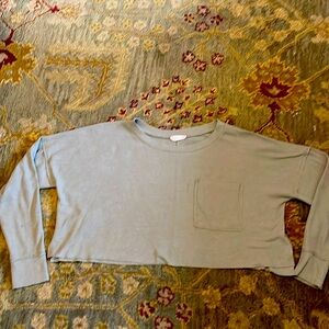 Sage/olive green/tan oversized, cropped Altar’d State thermal, XS